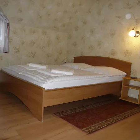 Engler Hotel-etterem Hotel 3*